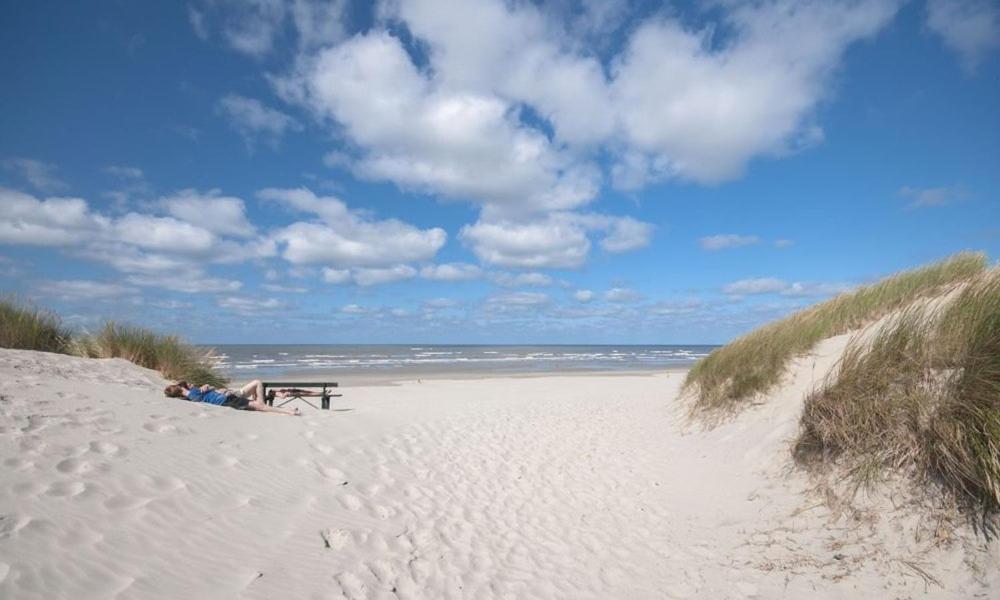 Ameland-Nes-Duinoord: Stacaravan Нес Экстерьер фото
